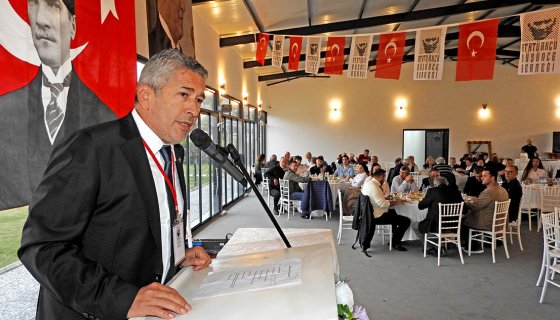 Atatürkçü Düşünce Derneği Çeşme Şubesi'nin düzenlediği kahvaltının fotoğrafları