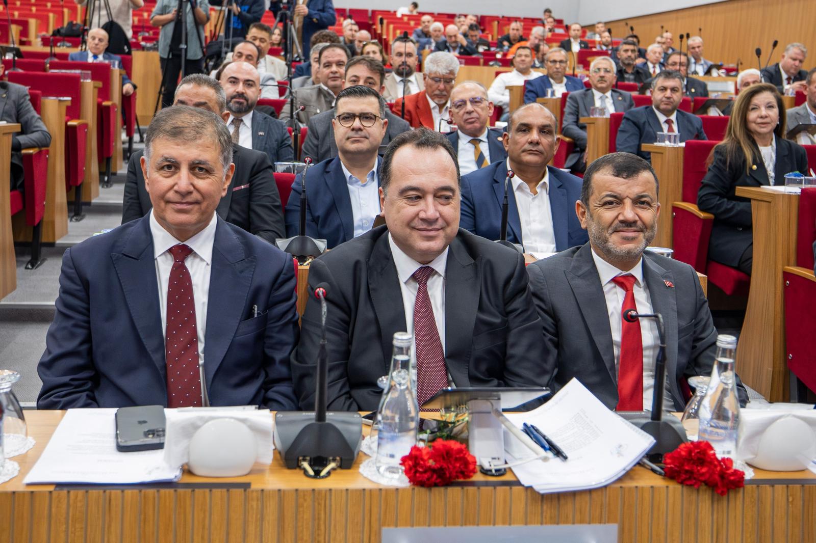 Ege Belediyeler Birliği üyeleri İzmir’de toplandı