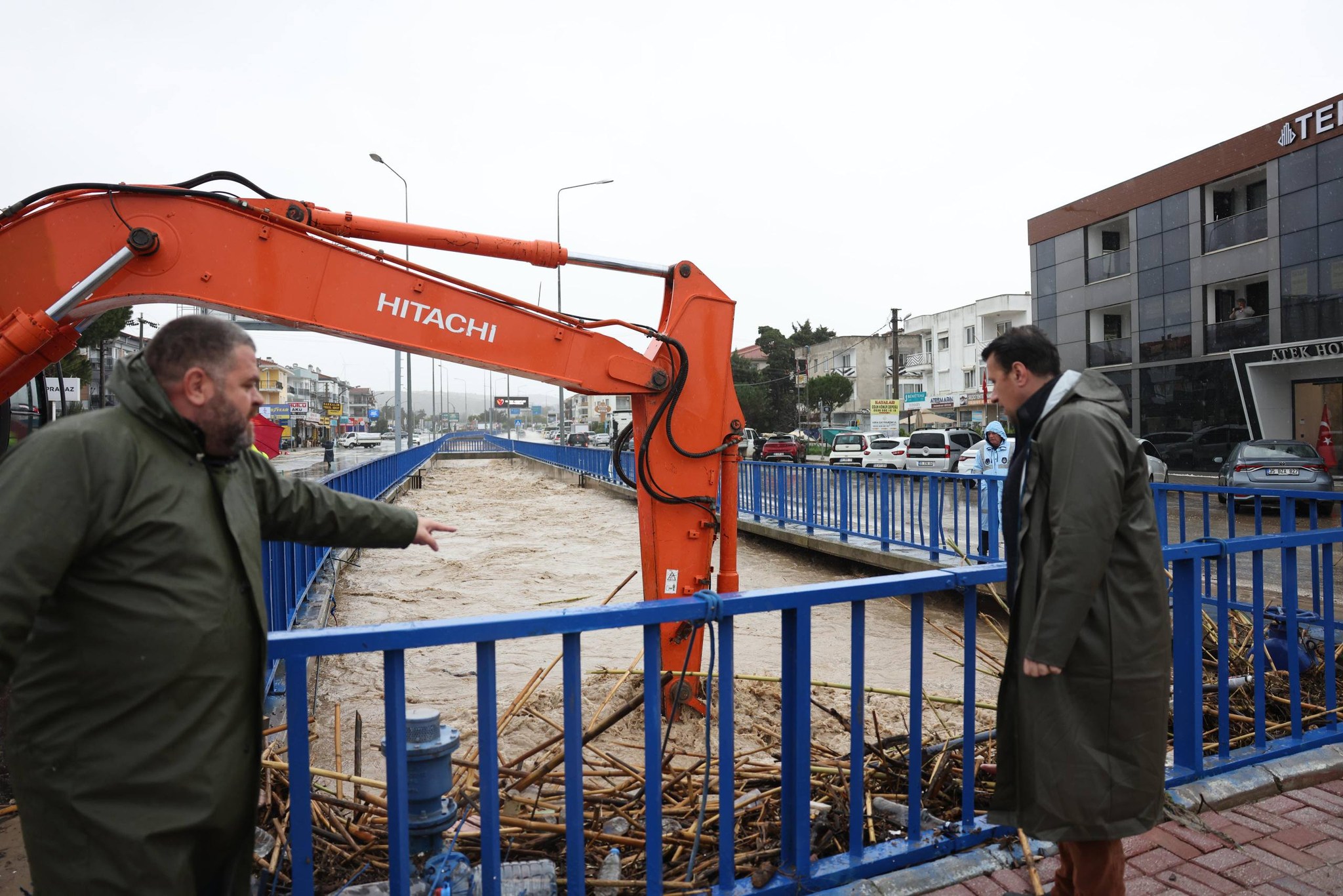 İzmir'de yağmur, 6 günde şubat ayı ortalamasını aştı