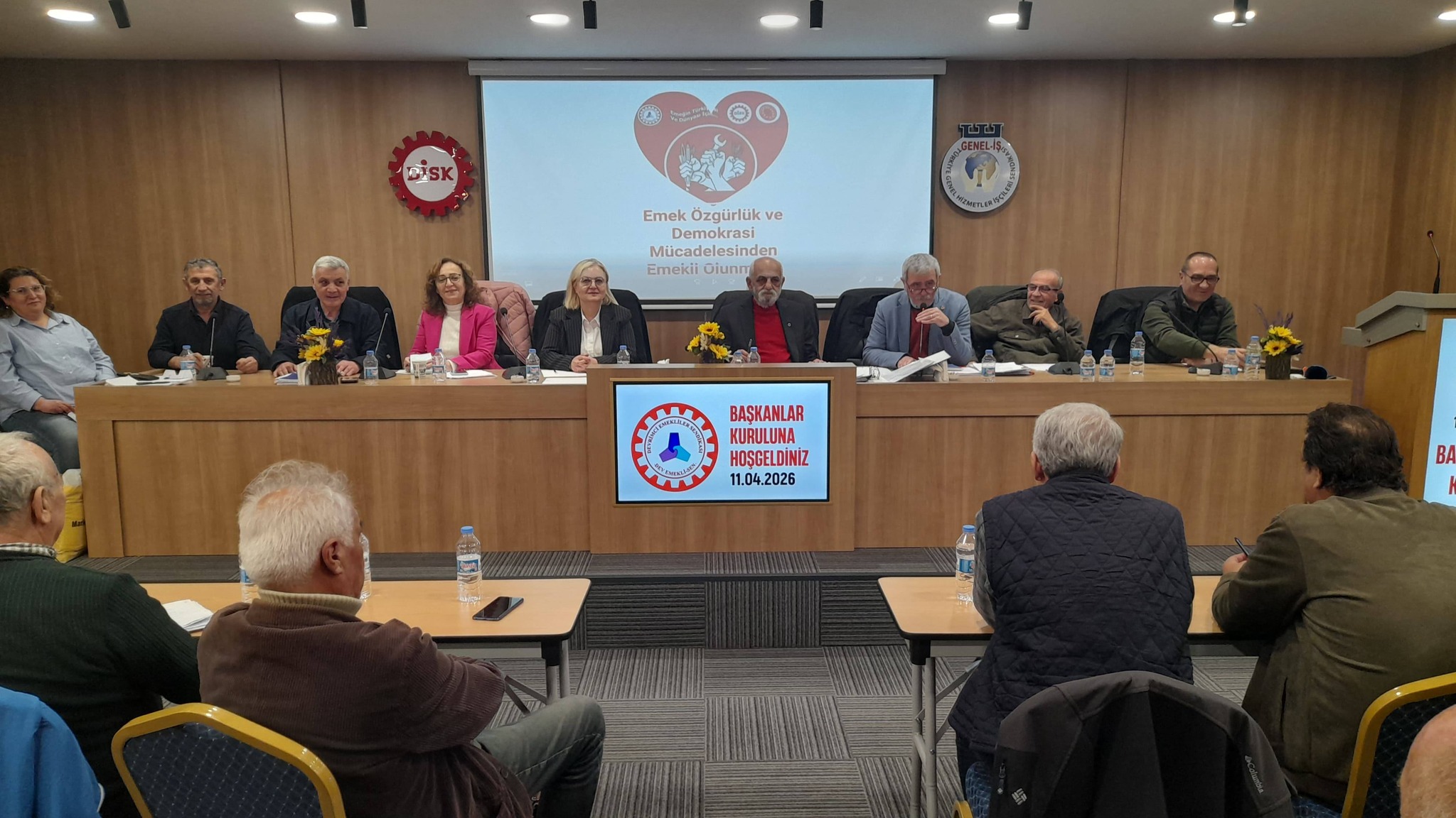 Dev Emekli-Sen: “Emekliler meydanları boş bırakmayacak”  