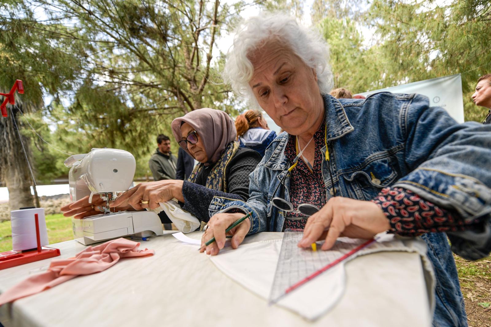 Makineler taşındı, eğitim açık alanda devam etti