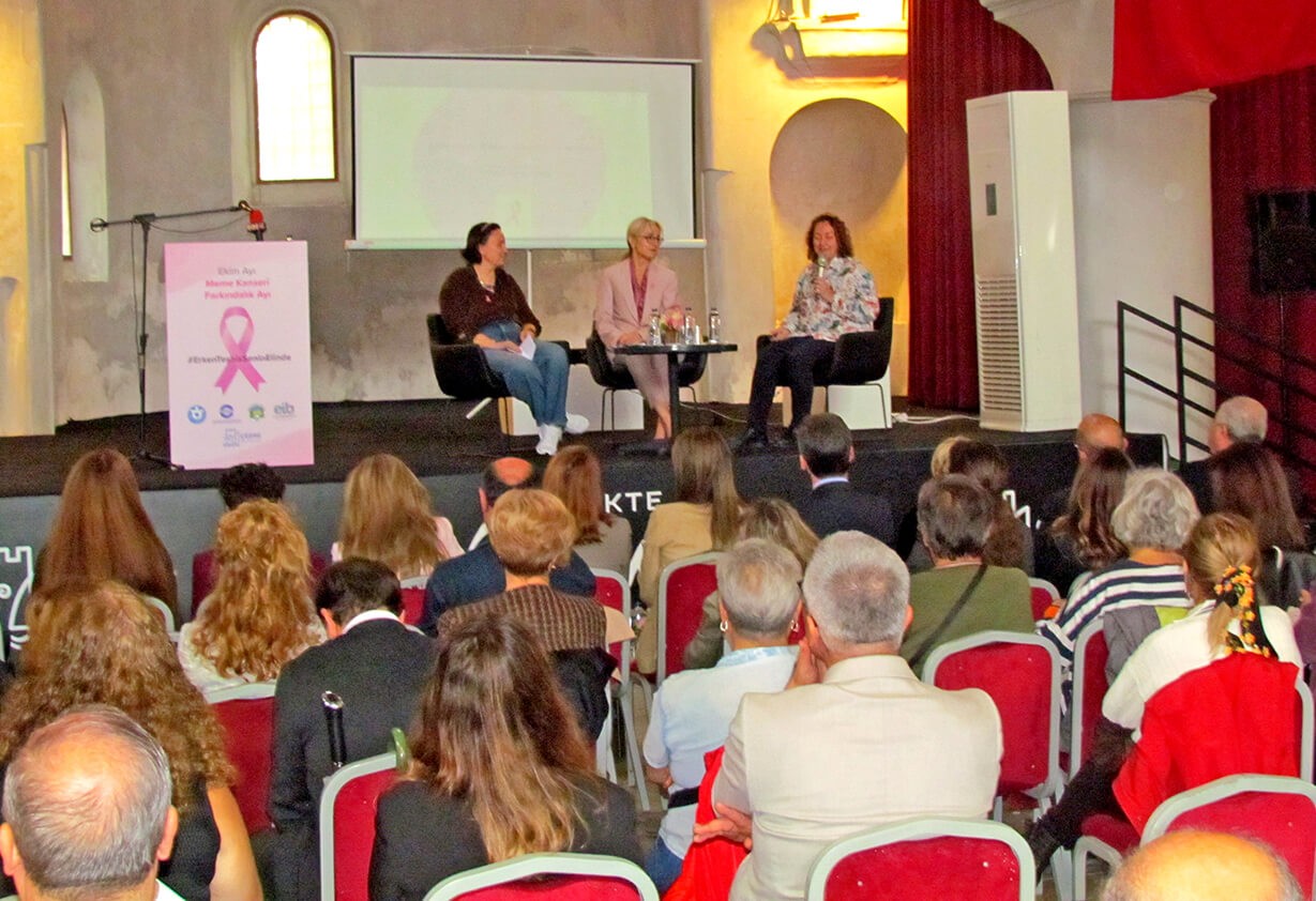 İzmir İş Dünyası Temsilcilerinden Çeşme’de Meme Kanseri Farkındalık Etkinliği