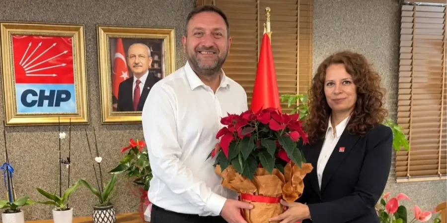 CHP Çeşme Örgütünden İzmir İl Başkanlığı’na ziyaret