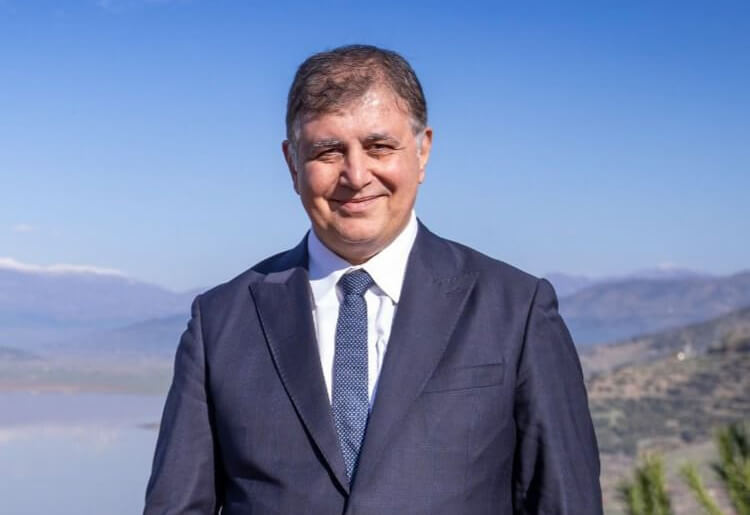 Cemil Tugay, “Ne hizmetleri aksatacağız, ne de halkımızın hakkını savunmaktan geri duracağız??