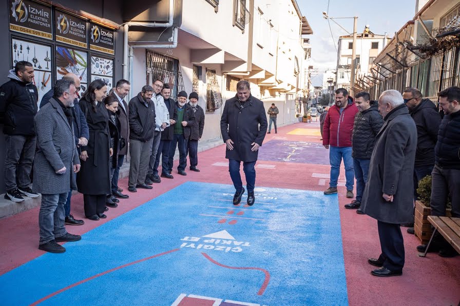 Başkan Tugay Güzel İzmir Hareketi’ni başlattı