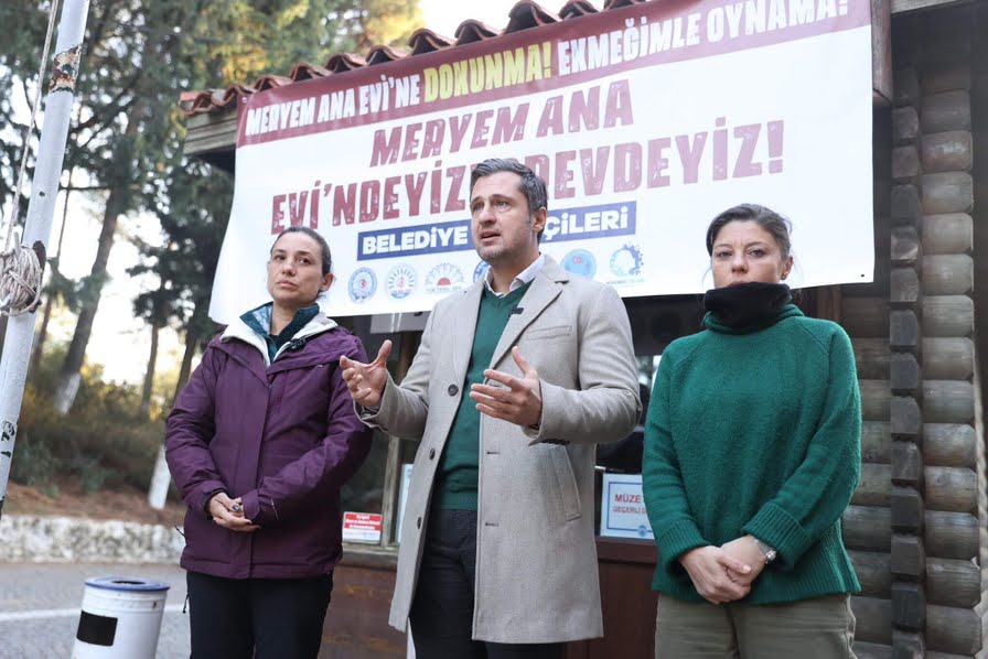 CHP’Lİ DENİZ YÜCEL:  “CHP’Lİ BELEDİYELERİN HALKA HİZMETLERİ, AKP İKTİDARININ UYKULARINI KAÇIRIYOR??