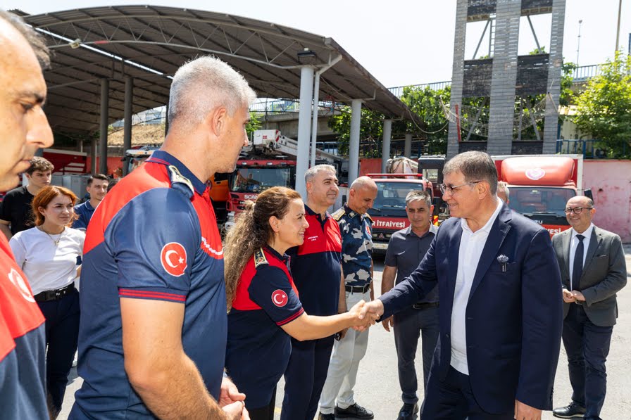 Başkan Tugay’dan ateş savaşçılarına teşekkür ziyareti