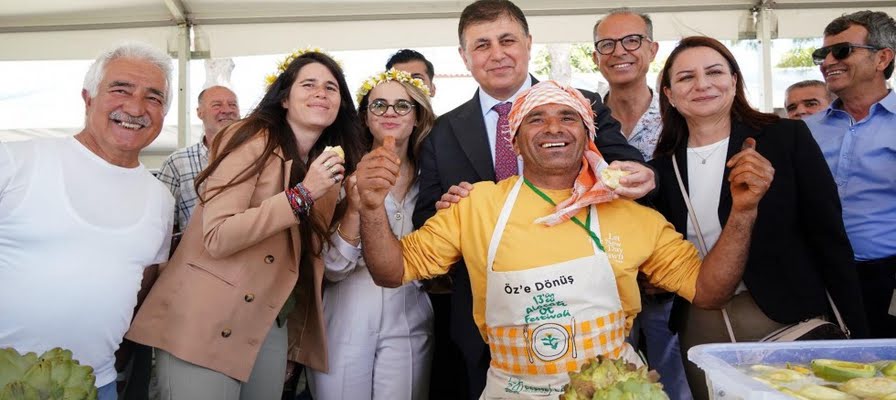 13. Alaçatı Ot Festivali  “Öz’e Dönüş?? konseptiyle,  büyük bir coşkuyla başladı