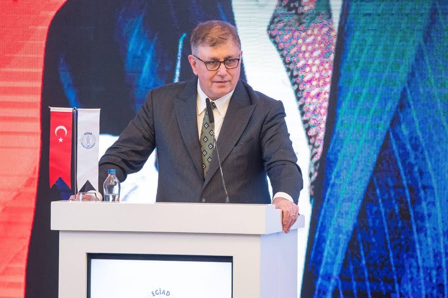 Başkan Dr. Cemil Tugay: Umudumuz gençler