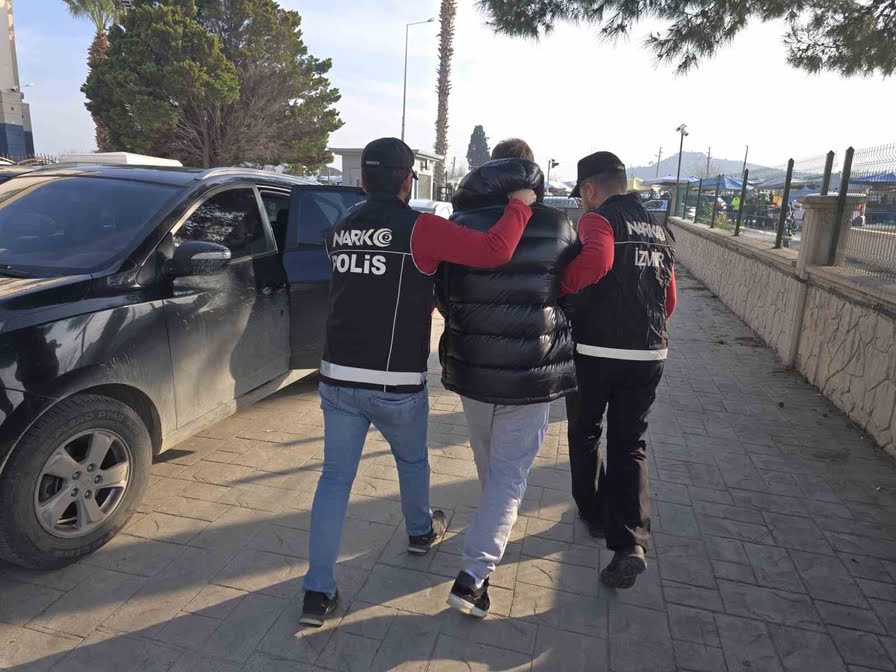 İnterpol tarafından aranan firari Urla'da yakalandı