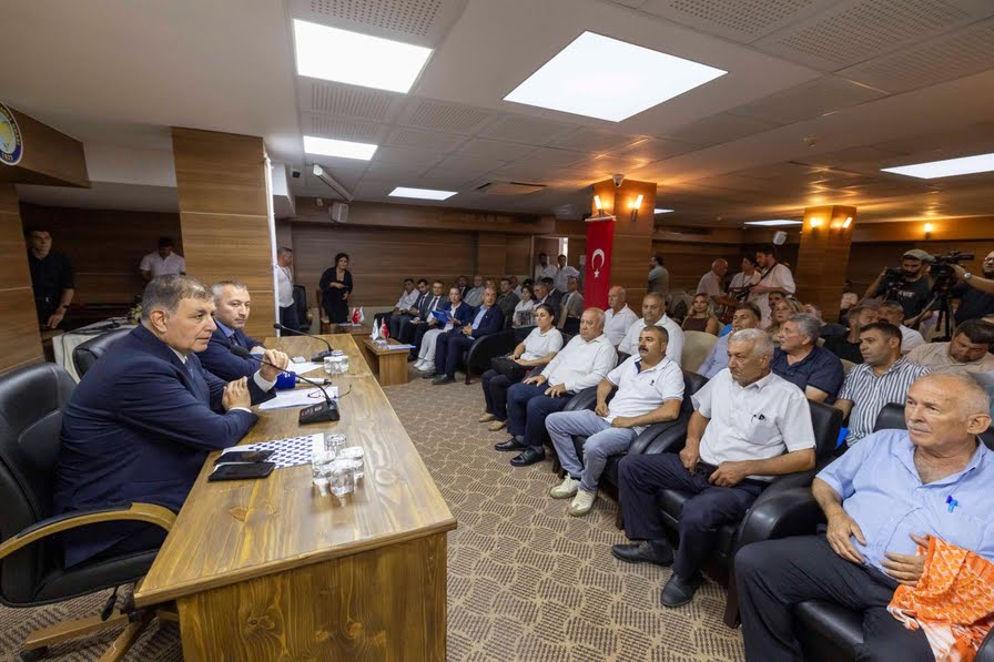 Başkan Tugay’dan su tasarrufu için mesaj: “İhtiyaçtan fazla tüketimi ucuz yapmayacağız?? 