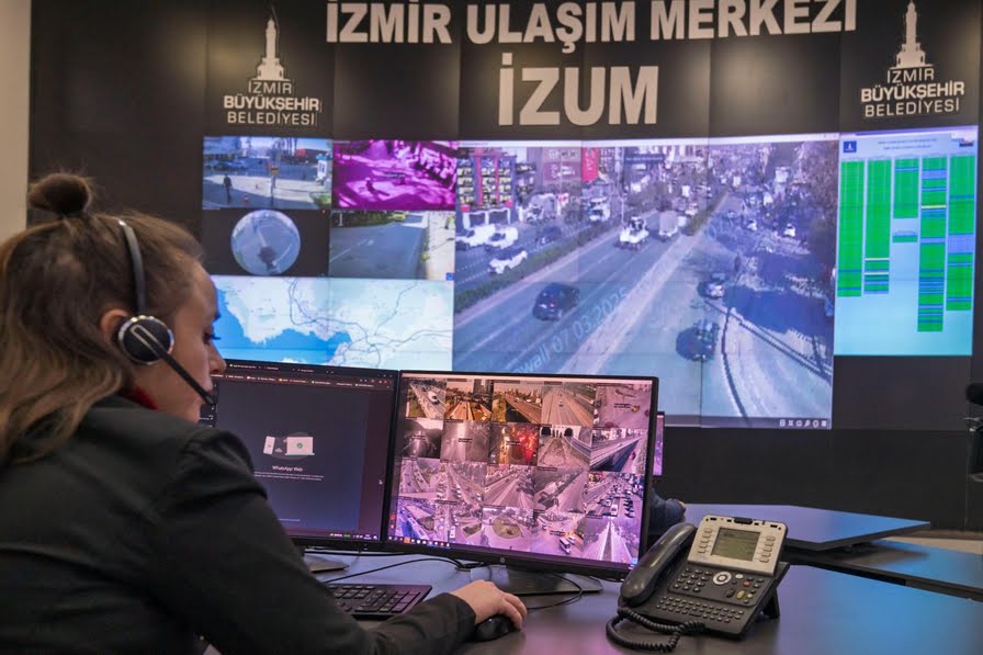 İzmir’de “akıllı?? kavşaklar ile akıcı trafik