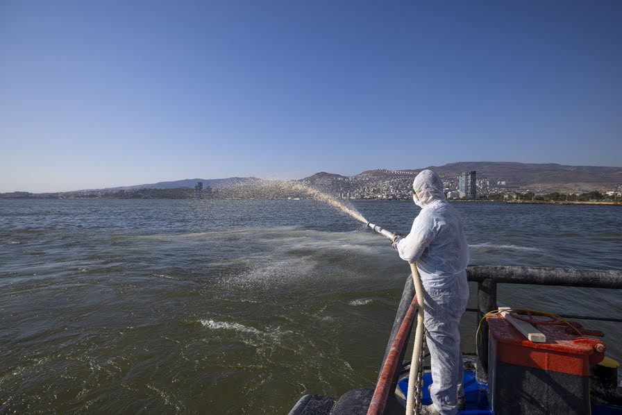 İzmir Körfezi için modifiye kil uygulaması devrede