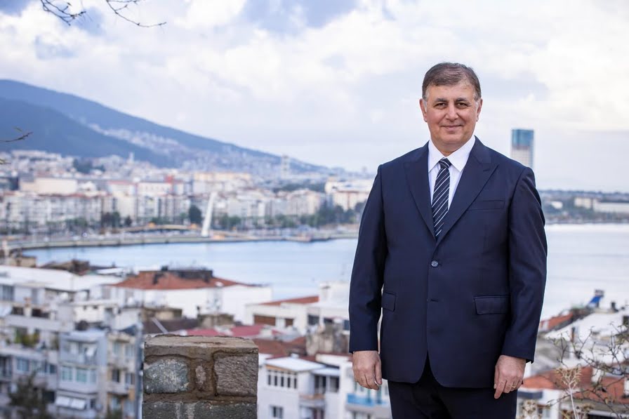 Başkan Tugay’dan İzmirlilere yeni yıl mesajı “2025, projelerimizi bir bir hayata geçireceğimiz yıl olacak??