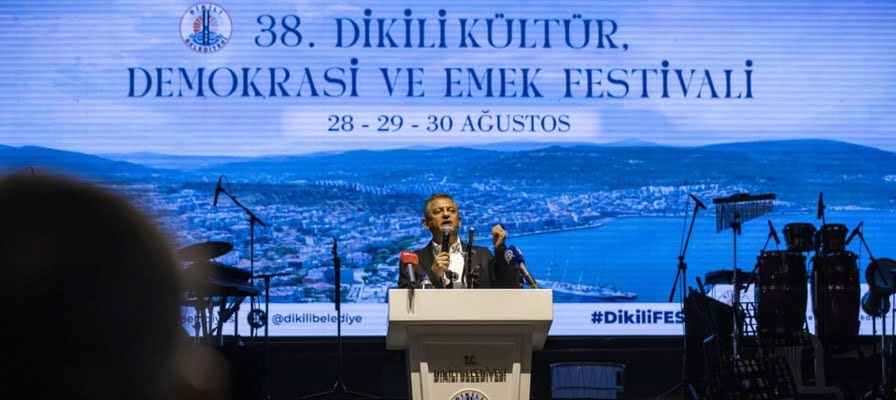 38. Dikili Kültür, Demokrasi ve Emek Festivali CHP Genel Başkanı Özgür Özel'le başladı