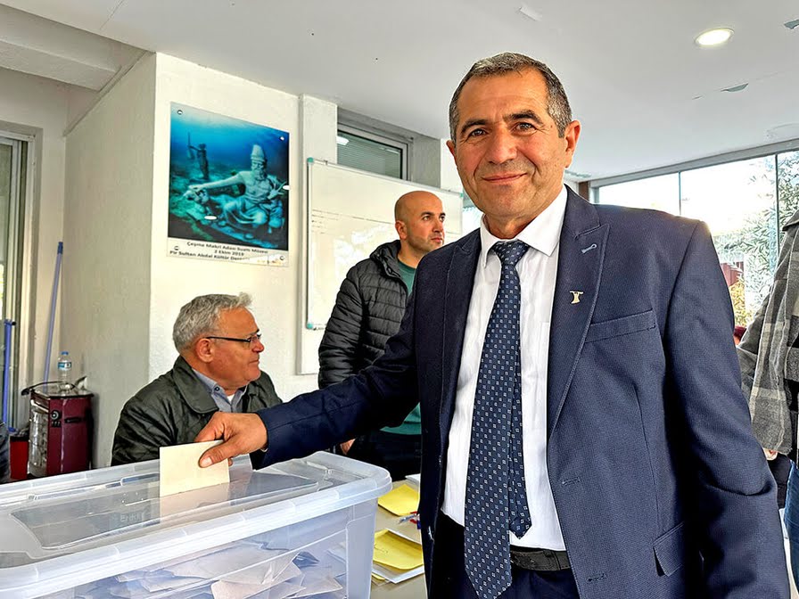 PSAKD Çeşme Şubesi'nde Musa Atasoy Başkan seçildi