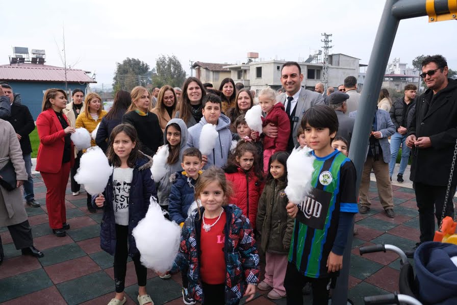 Çeşme Belediye Başkanı Lal Denizli’den Hatay’a Anlamlı Ziyaret