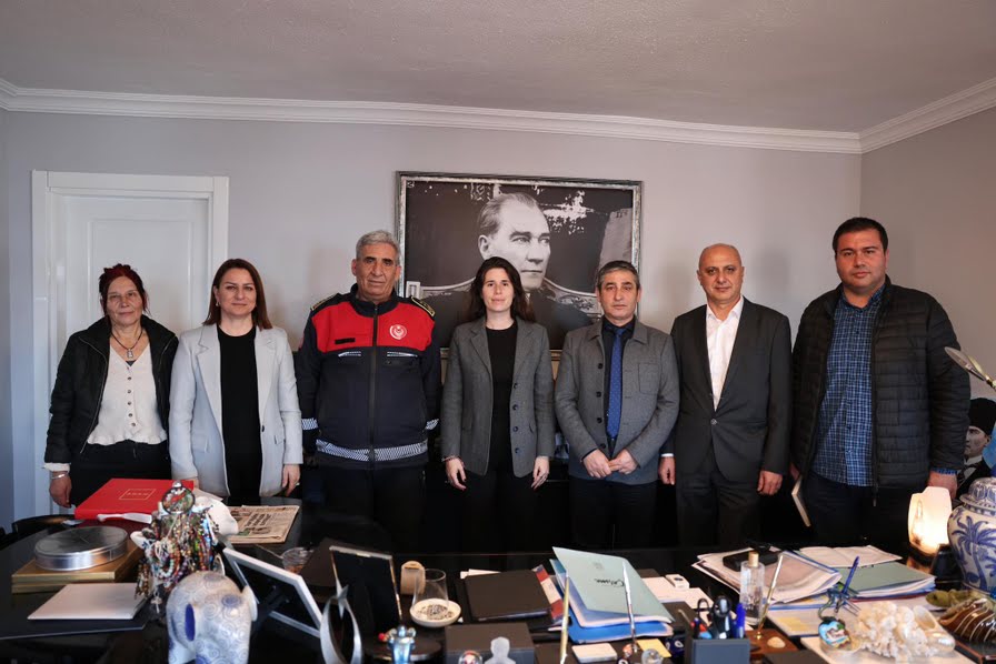 Çeşme Belediyesi Yangınla Mücadele İçin Tedbirleri Gözden Geçirdi