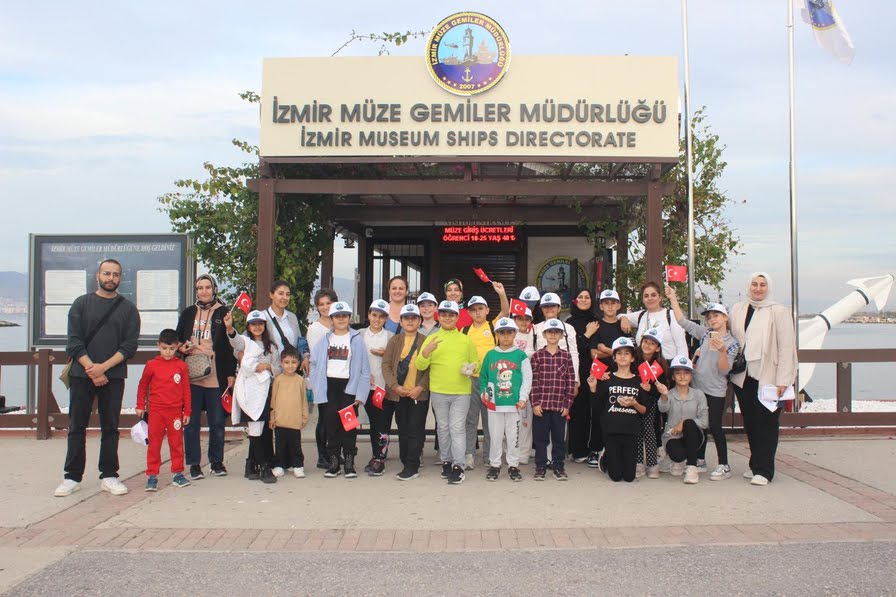 Öğrenciler, dil becerilerini gezerek pekiştiriyor