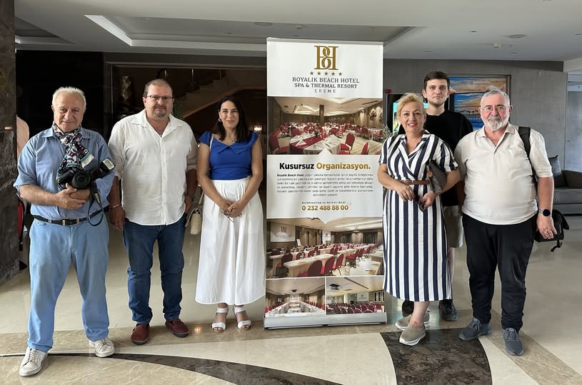 ÇEŞTOB Başkanı Orhan Belge, Yerel Gazetecileri Ağırladı: “Çeşme’de Bu Sezon Güzel Şeyler Olacak??