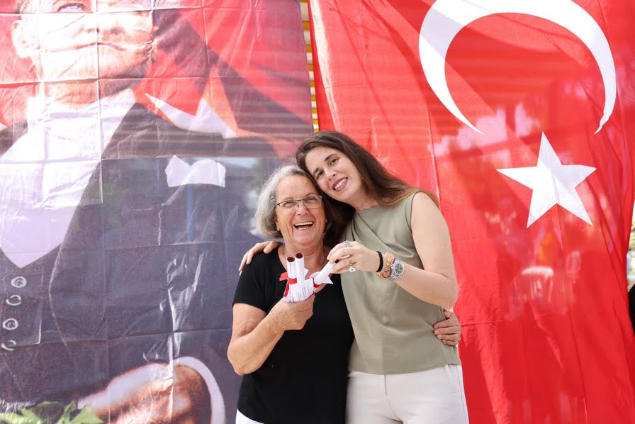 Çeşme’de 32 Yıllık Tapu Sorunu Çözüldü