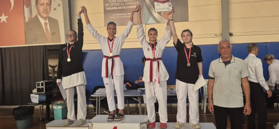 Çeşmeli Berra Aktaş’tan Taekwondoda Bronz Madalya