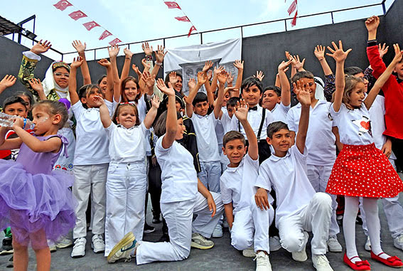 23 Nisan Çeşme'de coşkuyla kutlanacak