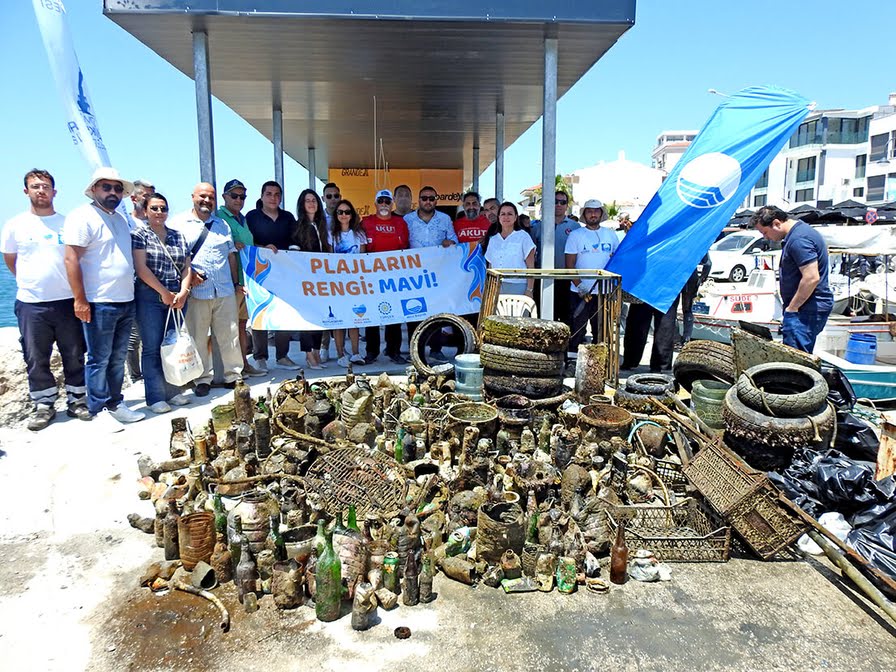 Çeşme’de “Temiz Deniz, Temiz Gelecek?? Etkinlikleri Gerçekleştirildi