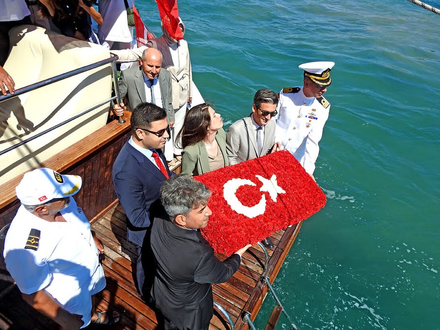 Çeşme’de 1 Temmuz Denizcilik ve Kabotaj Bayramı Coşkuyla Kutlandı