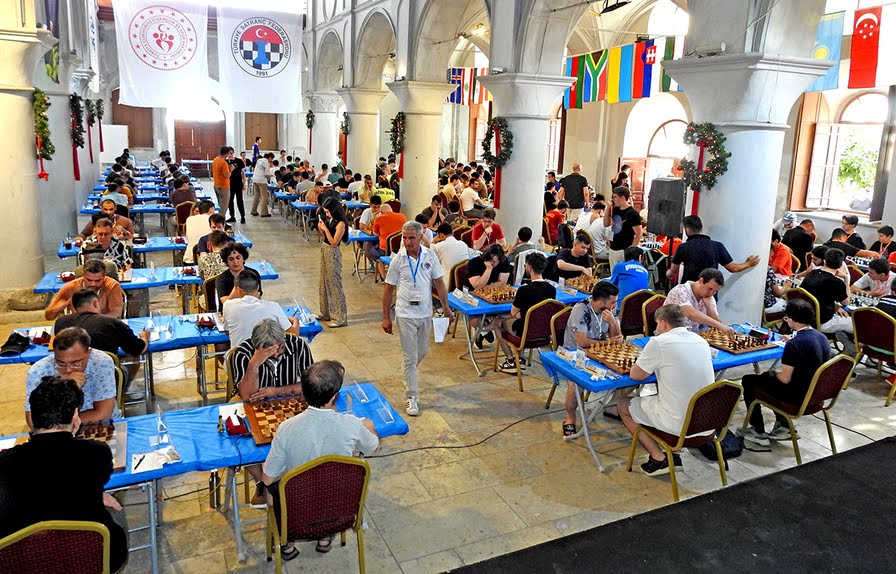 Dünya Satranç Ustaları Çeşme’de Buluşuyor: 11. Çeşme Open Başlıyor