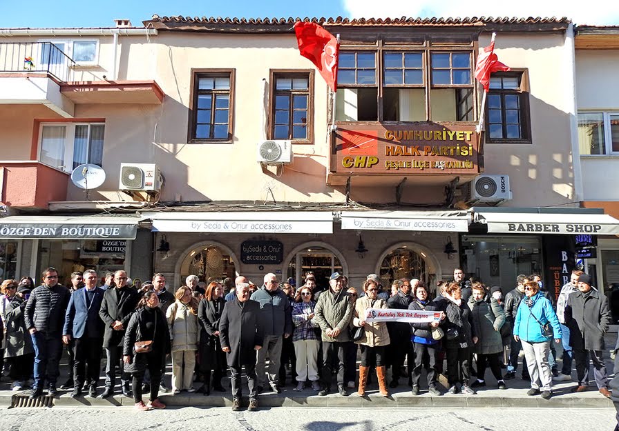 İmamoğlu'nun gözaltına alınmasına Çeşme'den de sert tepki yükseldi