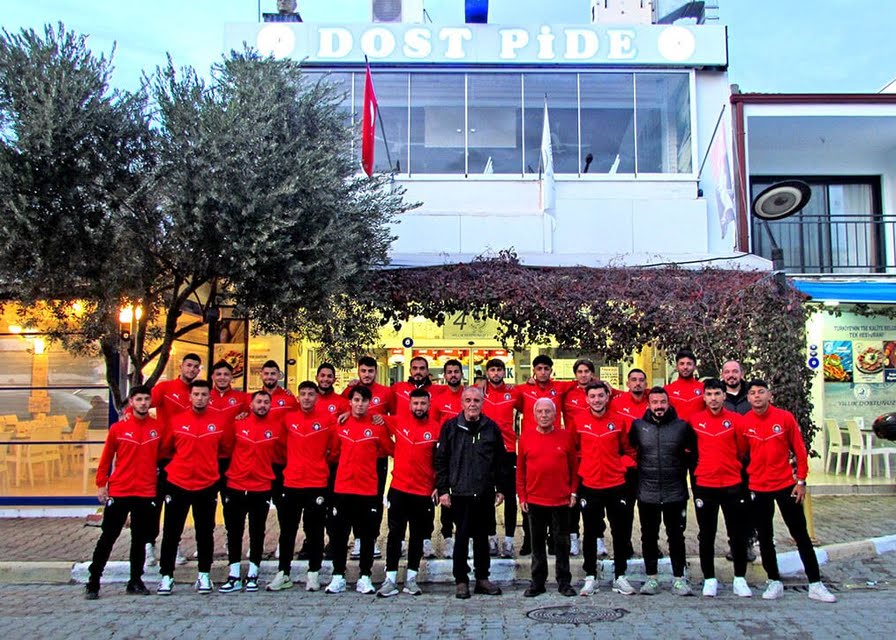 Çeşme Belediyespor'a Reşat Akbaykal'dan "Dost" Eli