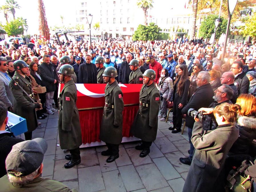   Ahmet Faik Tütüncüoğlu’na Çeşme’de Askeri Törenle Veda  