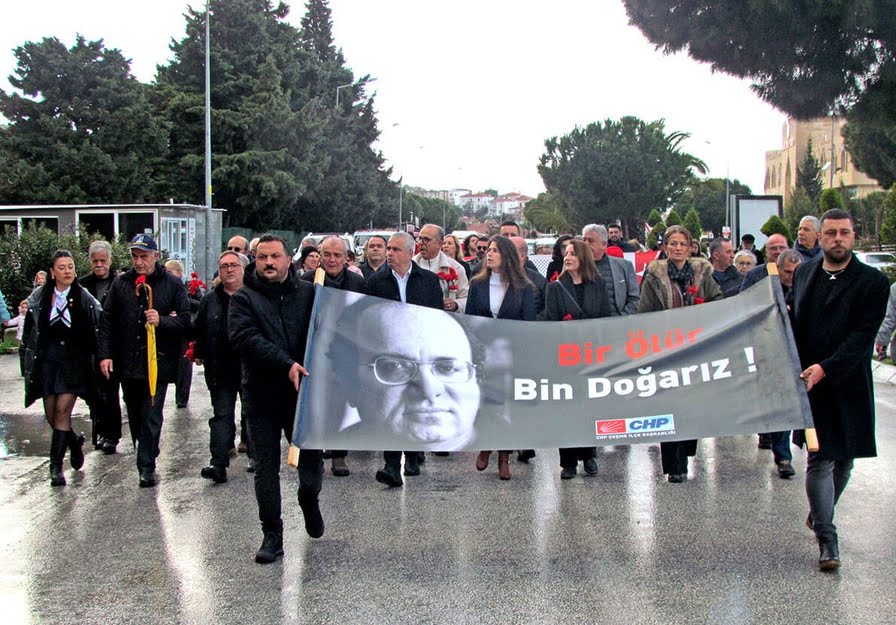 Uğur Mumcu, Katledilişinin 33. Yılında Çeşme’de Saygıyla Anıldı  