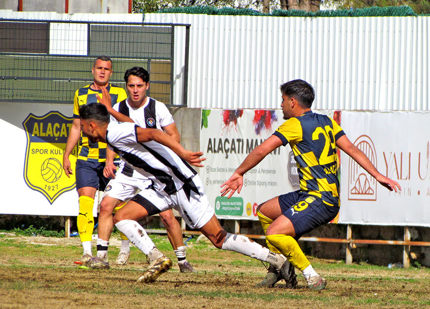 Süper Amatör’de Yerel Derbi Berabere Bitti: Alaçatıspor - Çeşme Belediyespor 2-2