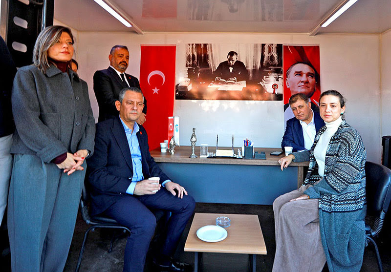 Meryem Ana Evi nöbetine Özel’den destek: Sonuna kadar arkasındayız