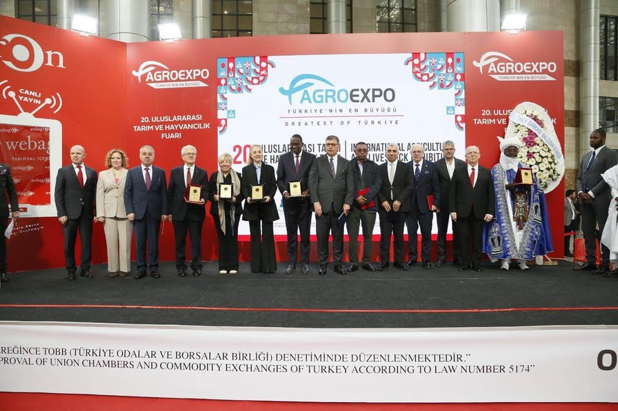 AGROEXPO DÜNYA TARIMINI 20. KEZ BİR ARAYA GETİRDİ