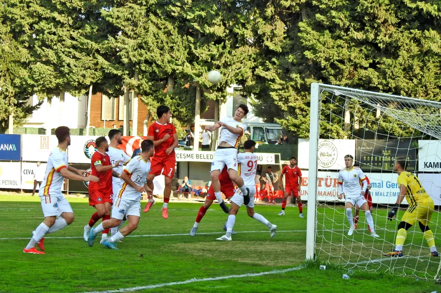 Çeşme Belediyespor evinde Yelkispor'a 1-0 mağlup oldu