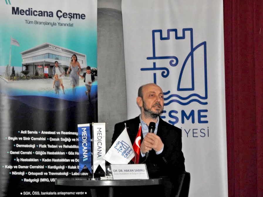 Çeşme'de 'Kadın Sağlığı ve Menopoz' Semineri Gerçekleştirildi
