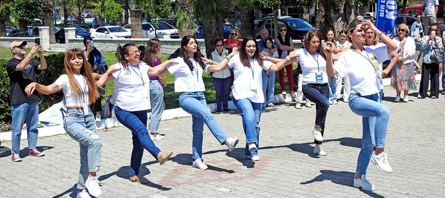 "Alaçatı İki Yaka Festivali" gerçekleştirildi