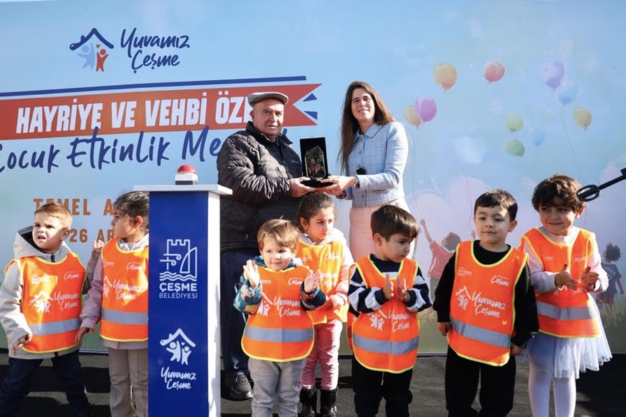 Çeşme Belediyesi, Alaçatı’da çocuklar için yeni bir yaşam alanının temelini attı