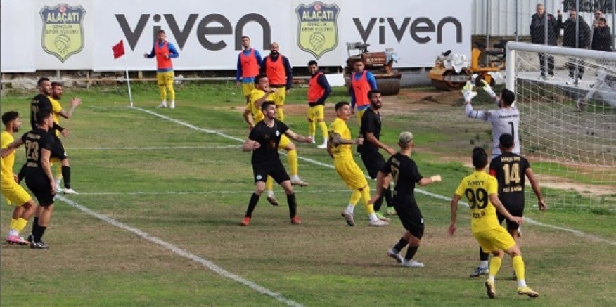Alaçatıspor sahasında golsüz berabere