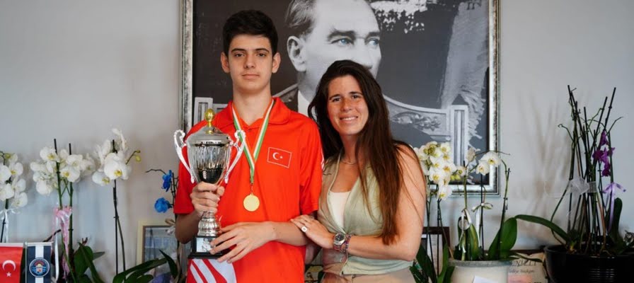 Başkan Denizli, Avrupa Şampiyonu Egehan Yıldız'ı kutladı