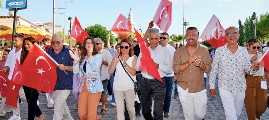 Başkan Denizli: “Geleneksel Çeşme Festivali’mizde geçmişe tatlı bir yolculuk yapacağız??