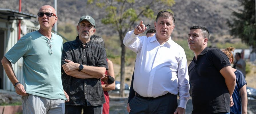 Başkan Tugay yangın bölgesinde iyileştirme çalışmalarını başlattı