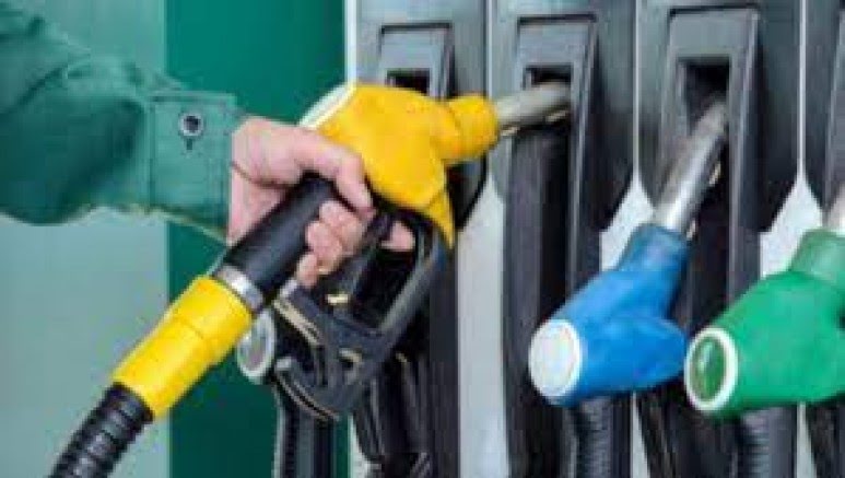 Benzin ve motorin 6 lira birden zamlandı!