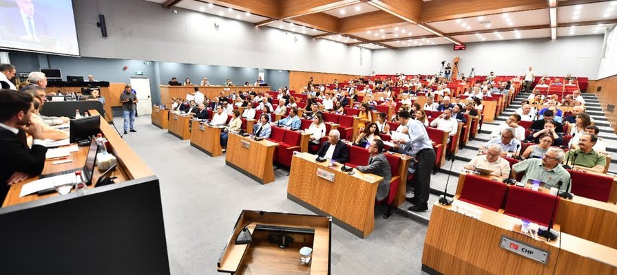 Büyükşehir meclisinde gündem yangın