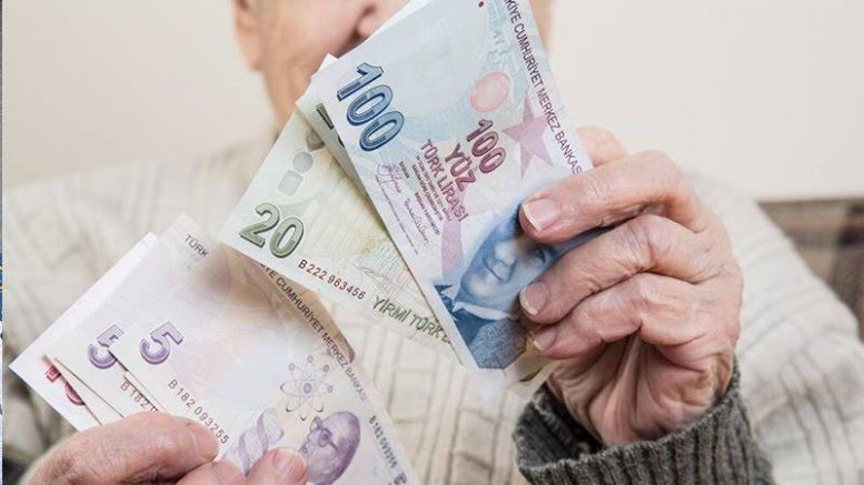 Çalışan Emeklilere de 5 Bin Lira!