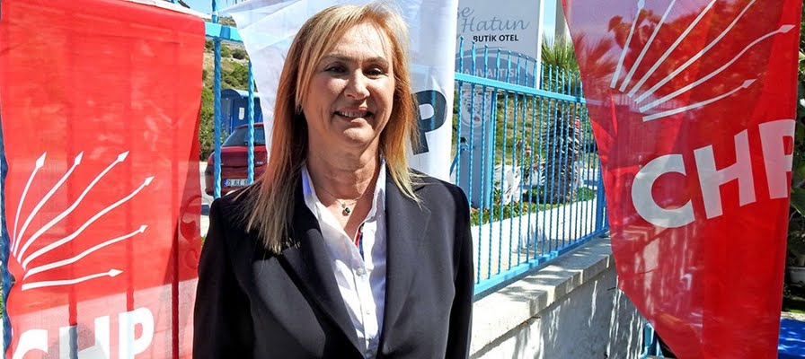 Canan Bayraktargil, CHP Çeşme Kadın Kolları Başkanlığına aday oldu