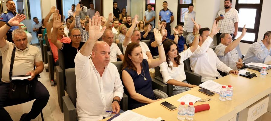 Çeşme Belediyesi'ne 5 yeni müdürlük